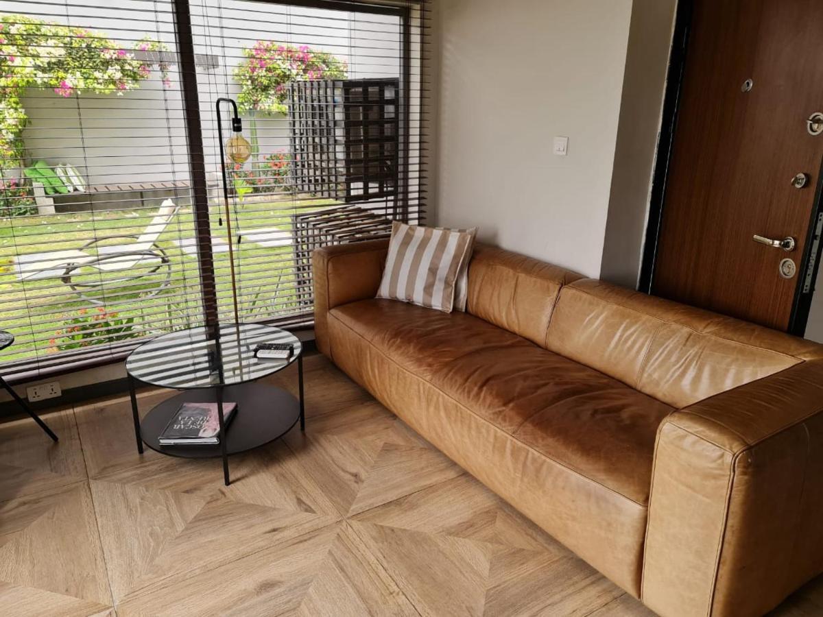 Serenity Residences & Spa - Kokrobite Beach エクステリア 写真