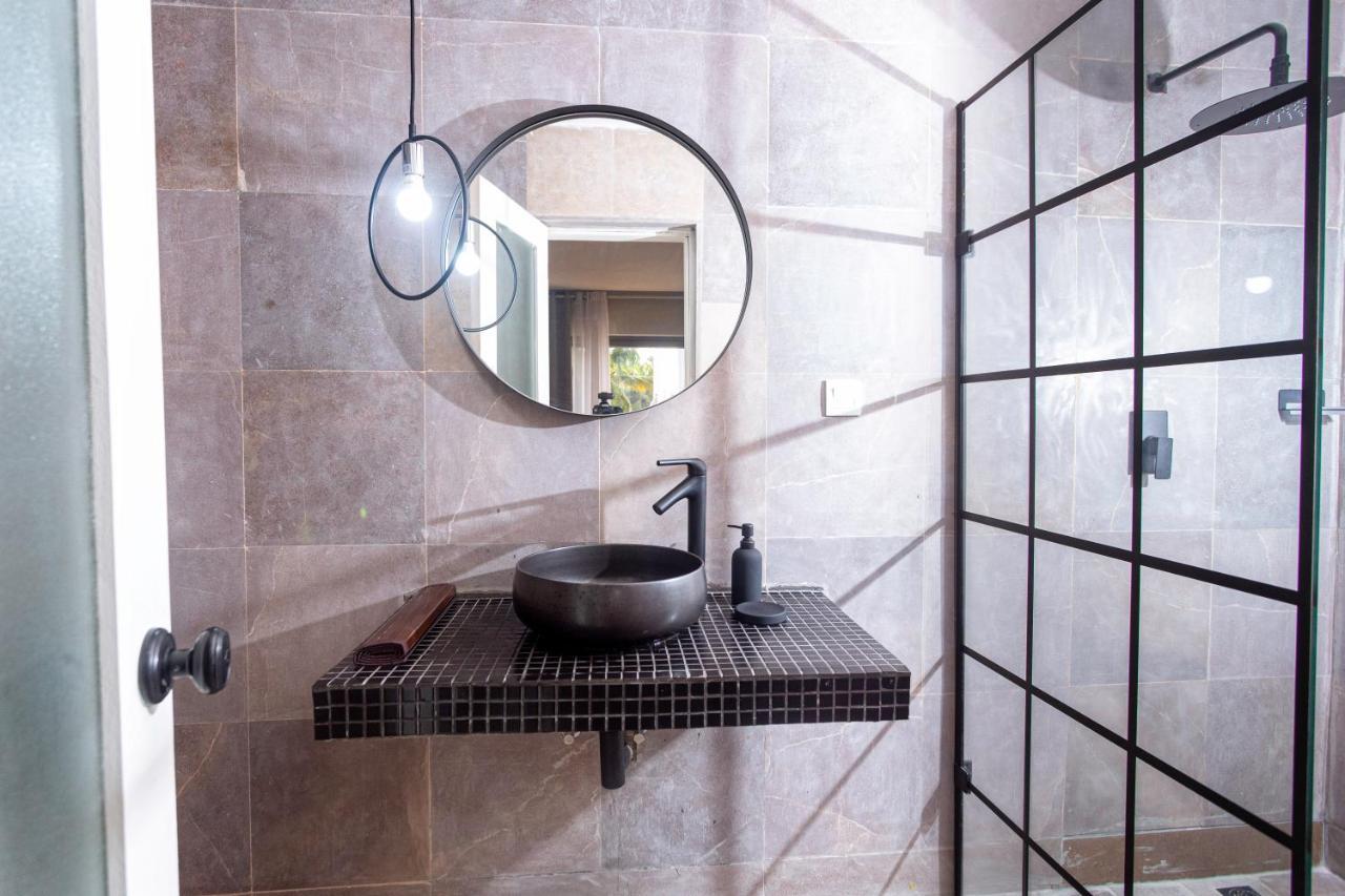 Serenity Residences & Spa - Kokrobite Beach エクステリア 写真