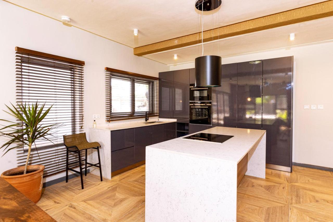 Serenity Residences & Spa - Kokrobite Beach エクステリア 写真